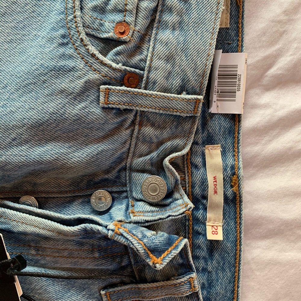 Levi’s Jeans - Picture 3 of 4